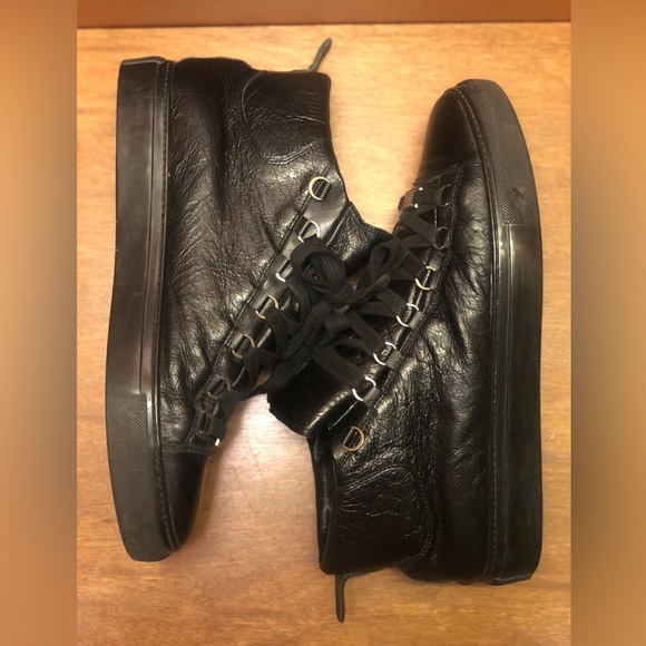 Men’s Designer Balenciaga Arena Black Leather High Sneakers size 44 - Picture 1 of 7